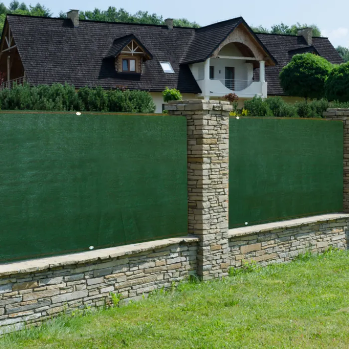 Brise vue vert 1,8 m x 10 m occultant 400 gr/m²