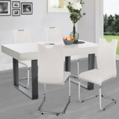 Chaises blanches avec poignée pour salle à manger