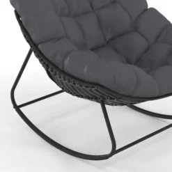 Fauteuil de jardin à bascule effet rotin gris avec coussin gris