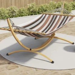 Hamac XL avec support métal effet bois et toile rayée noire, blanche et chocolat
