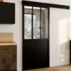 Kit porte coulissante vitrée verre trempé en métal avec MDF