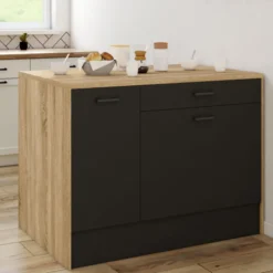 Îlot central bois et noir avec une grande capacité de rangement