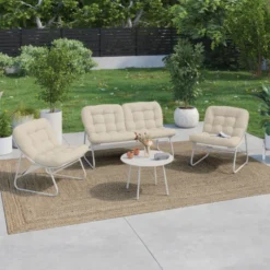 Salon de jardin bas 4 places en métal blanc et coussins beige avec canapé, fauteuils et table