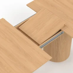 Table à manger extensible ovale 6-10 personnes pieds cylindriques effet lattes 160-200 cm