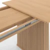 Table à manger extensible rectangle 6-12 personnes pieds lattes tasseau bois coloris chêne 160-240 cm