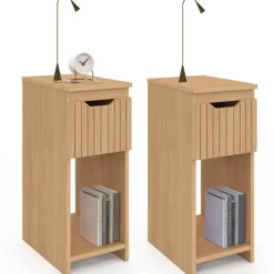 Tables de nuit étroites effet lattes et bois